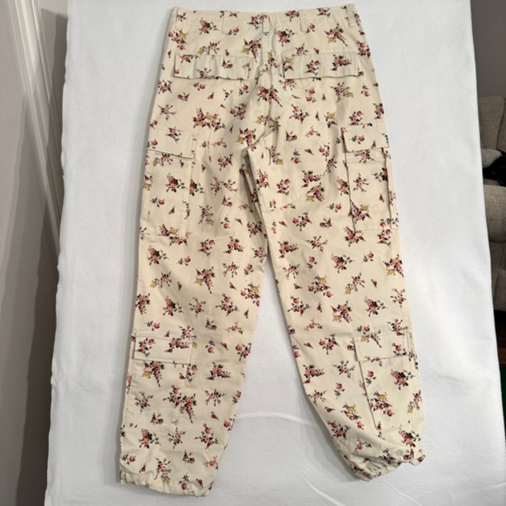 NWT HUF utility cargo pants Ivory floral pattern throughout Mens S bungee hem - Picture 8 of 15